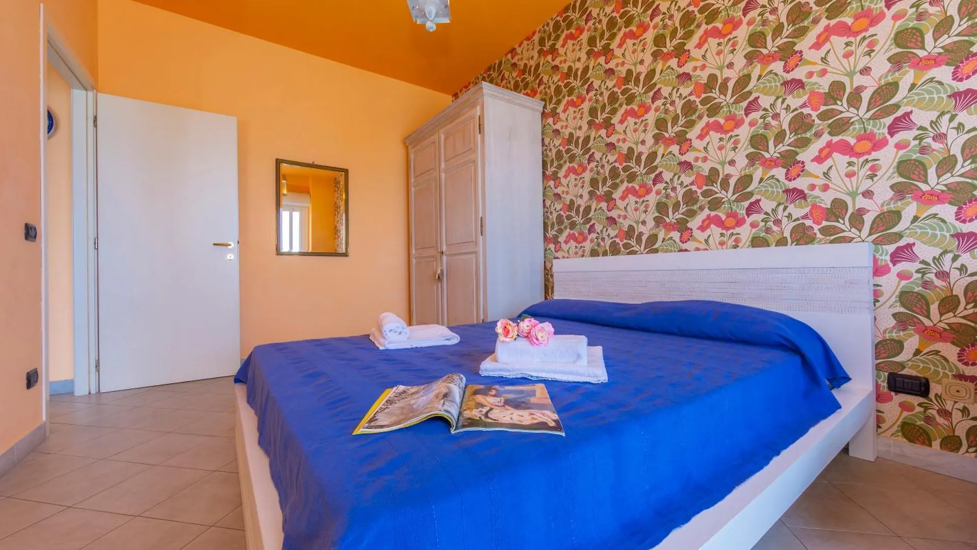 Laigueglia Beach - Happy Rentals